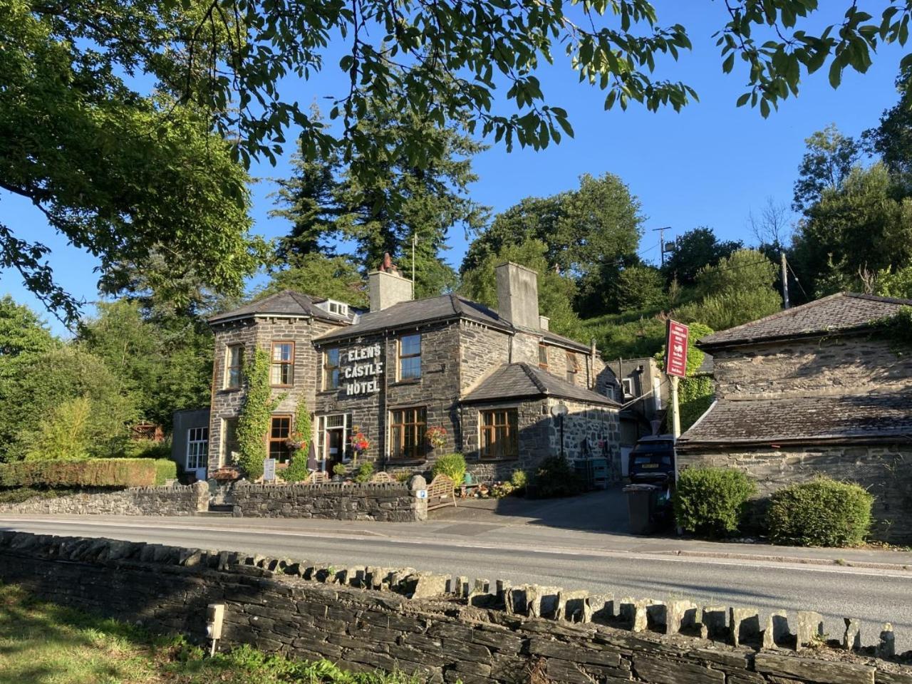 Elen'S Castle Hotel Dolwyddelan Екстер'єр фото