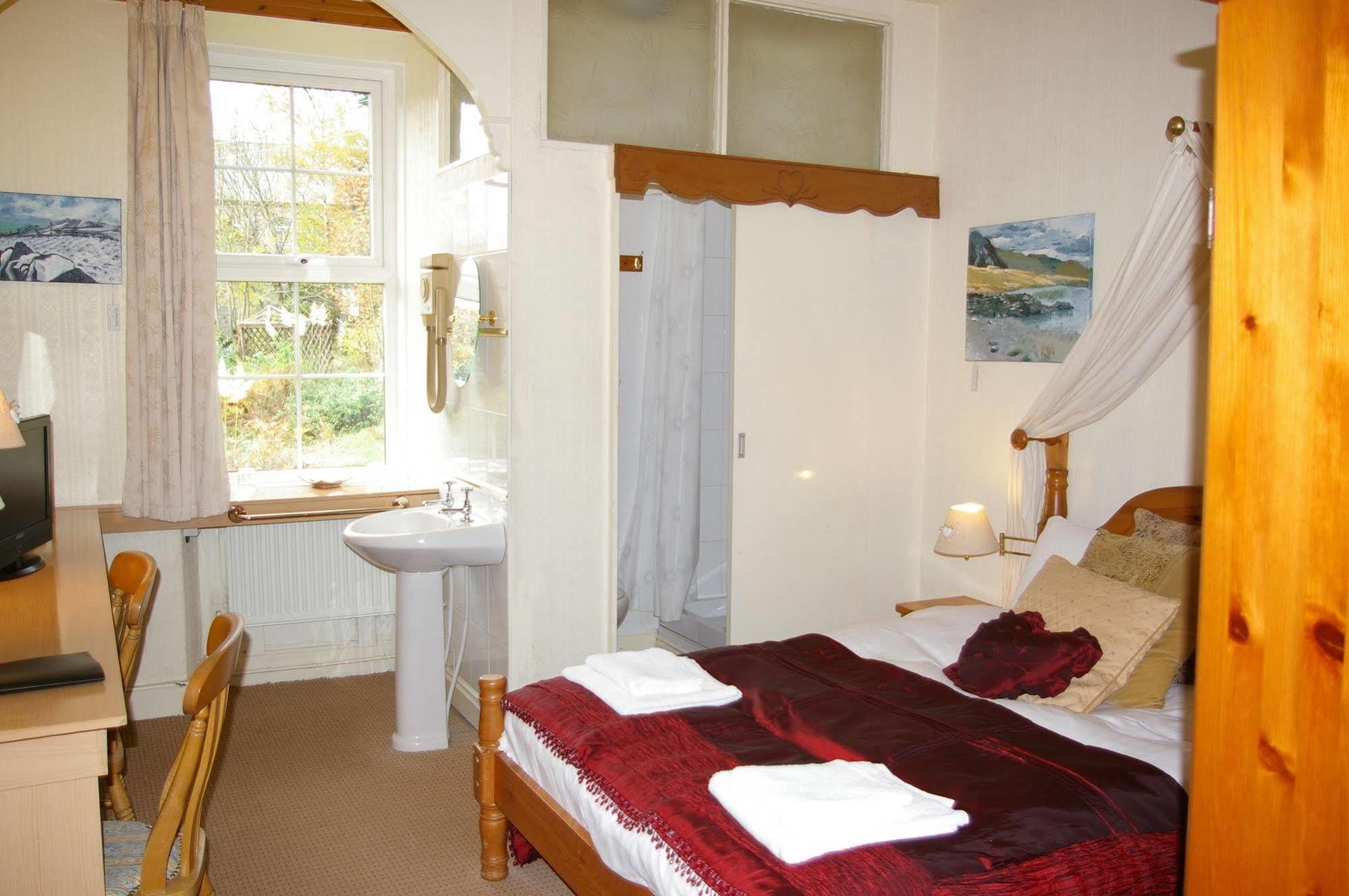 Elen'S Castle Hotel Dolwyddelan Екстер'єр фото